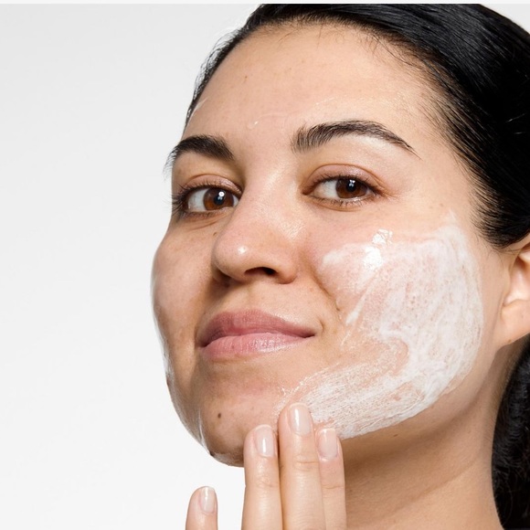 NWT All About Clean Liquid Facial Soap Oily 6.7 oz - Picture 4 of 6